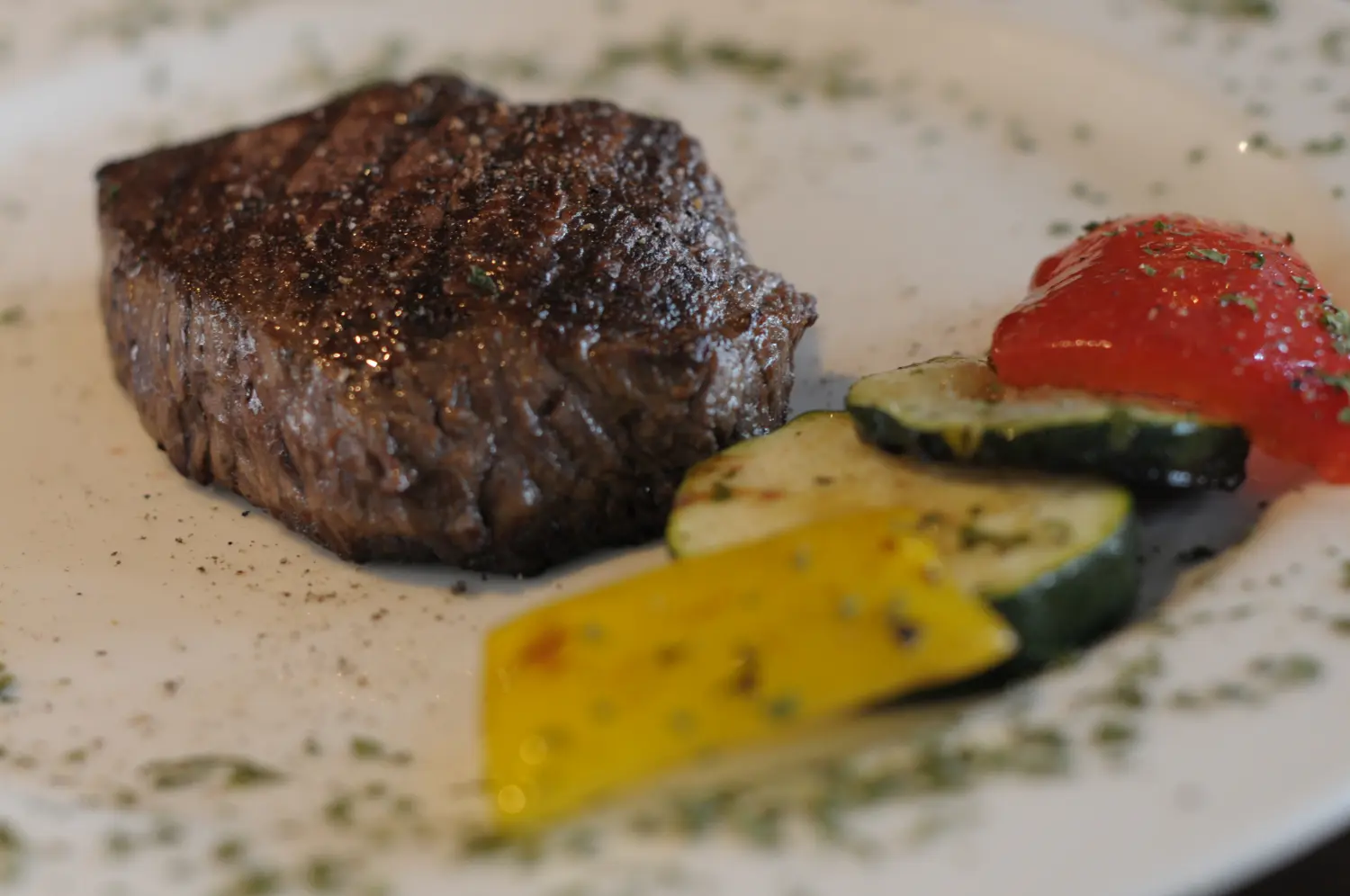 Steak von Lava Das Indoor BBQ Restaurant